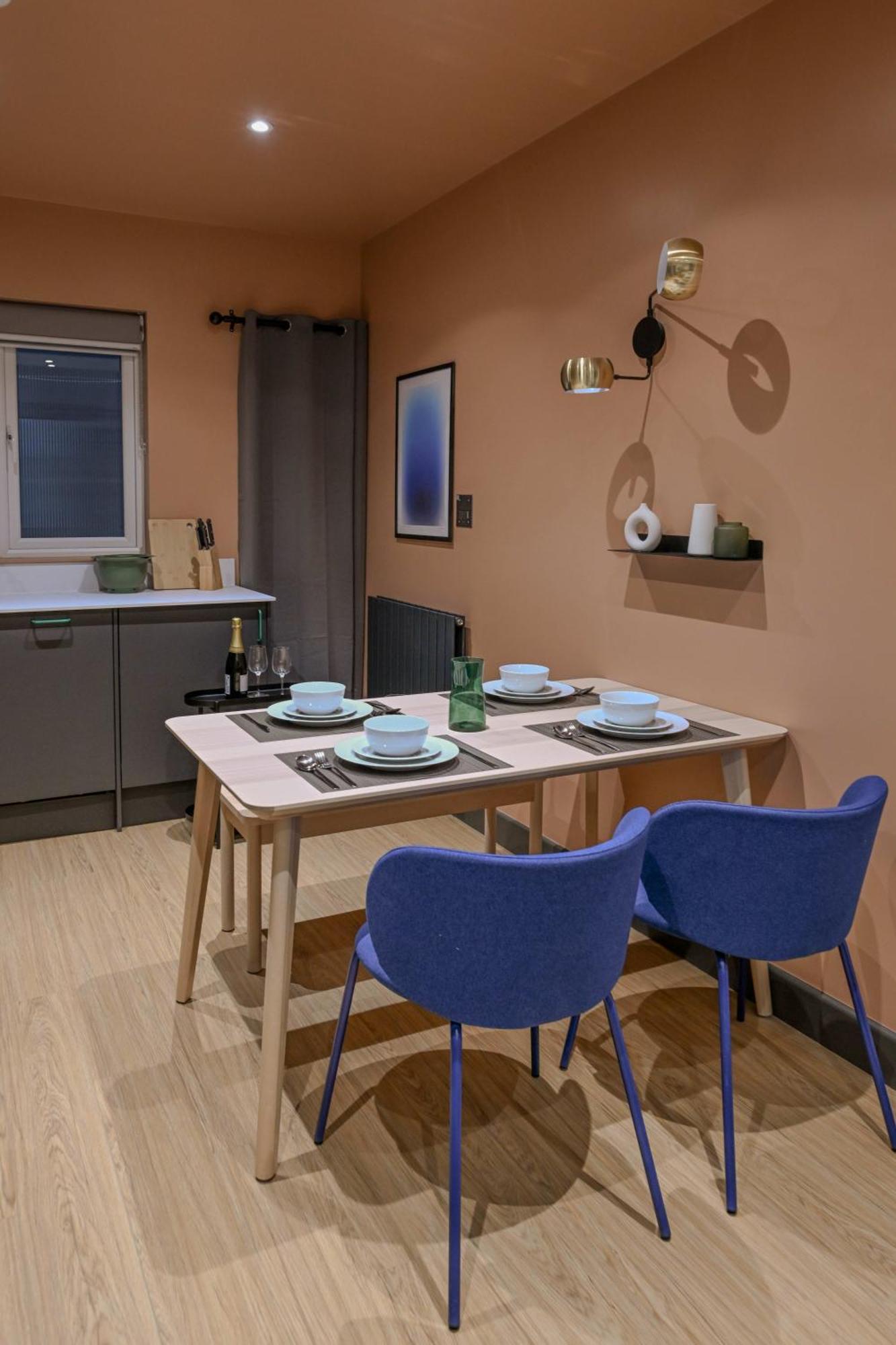 2-bedroom Flat Close To Angel Stn And Regent Canal Appartamento *